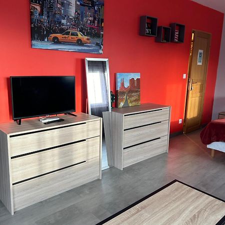 Chambres De Valerie Saint-Cyprien  Εξωτερικό φωτογραφία