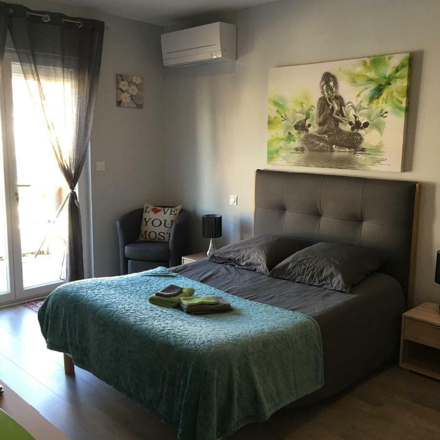 Chambres De Valerie Saint-Cyprien  Εξωτερικό φωτογραφία